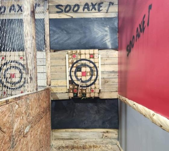 Soo Axe Throwing
